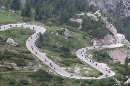 dolomiti ride e1309185507734 Motociclisti indisciplinati, fioccano le multe sulle Dolomiti