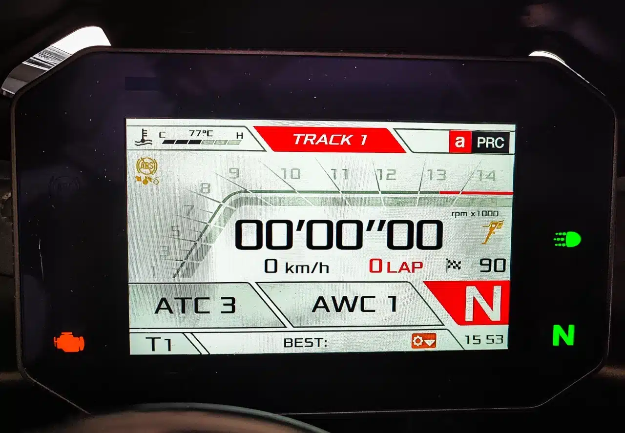 Aprilia RSV4 1100 Factory 2024 - Prova Vallelunga