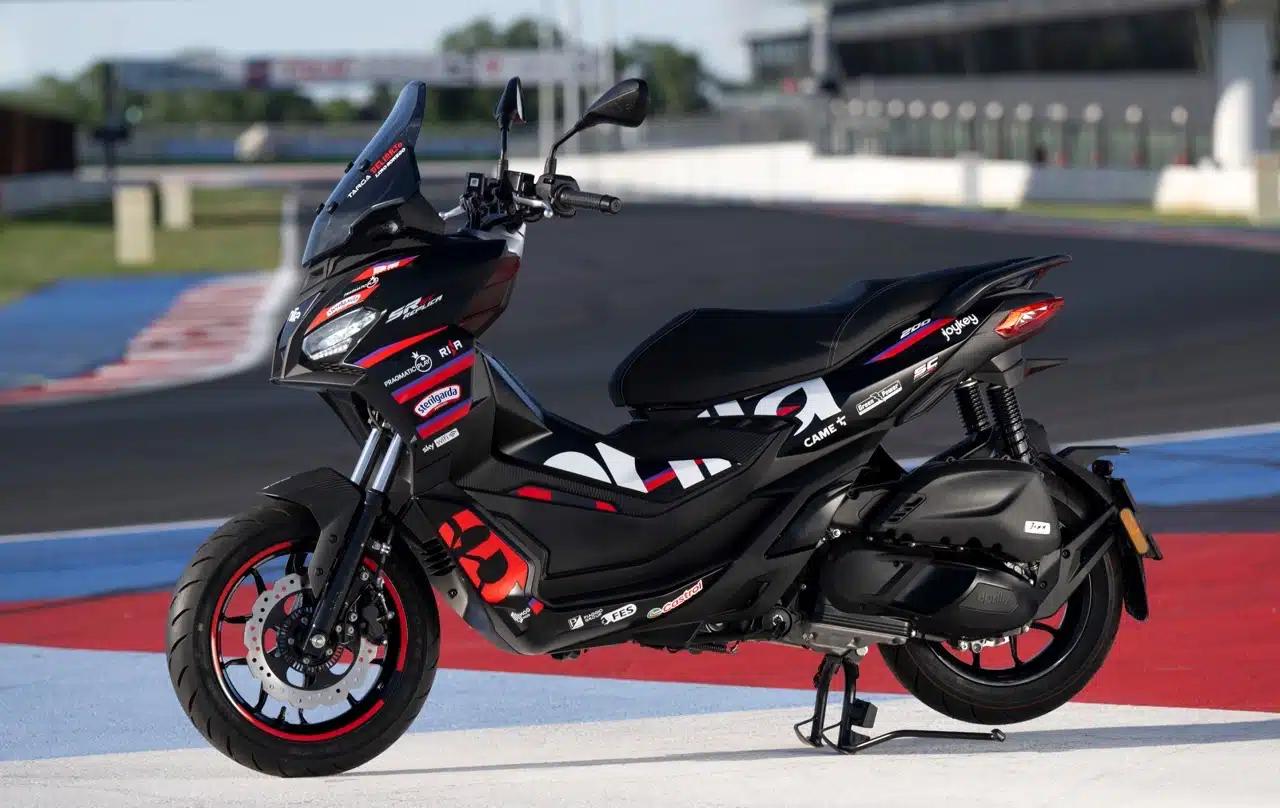 Aprilia SR GT Replica 2025 - Foto ufficiali