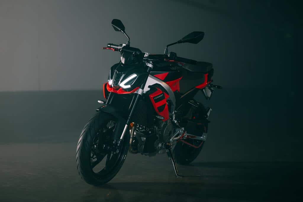 Aprilia Tuono 457
