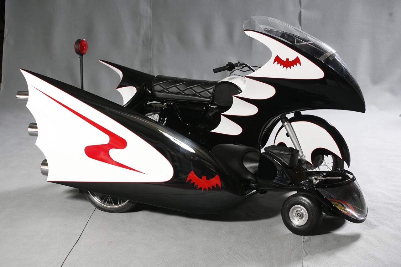 Bat-Moto replica