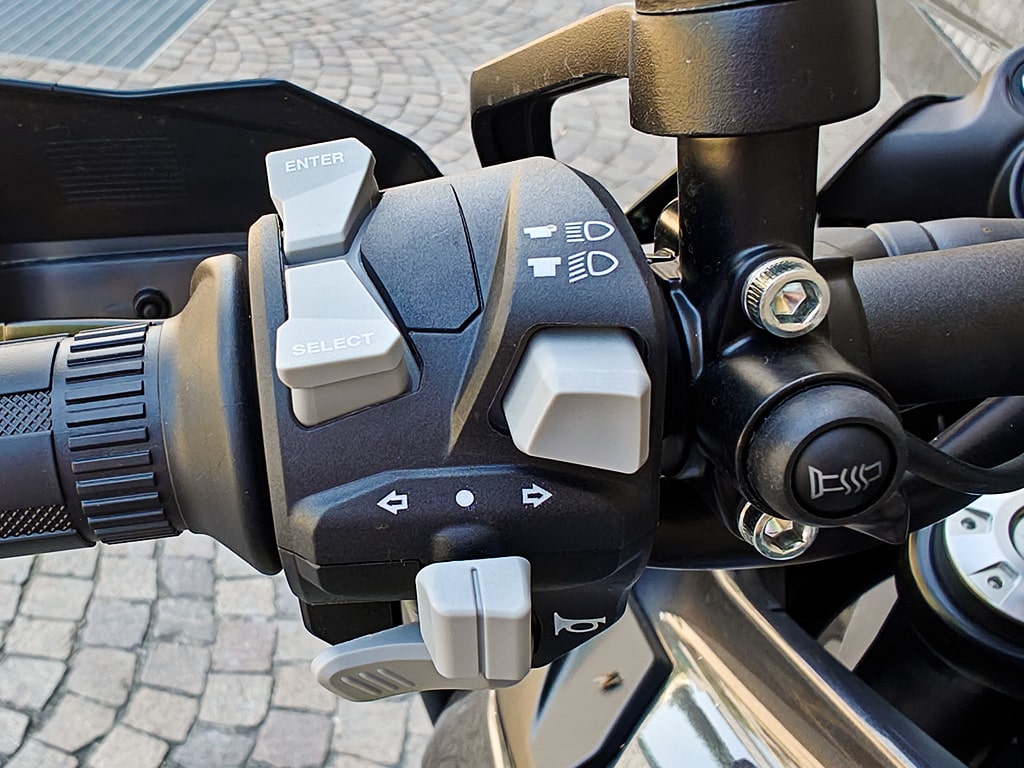Benelli 702 X 2025