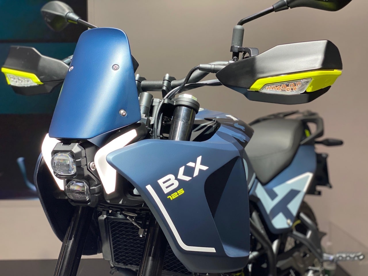 Benelli BKX 125 e 300 - EICMA 2024