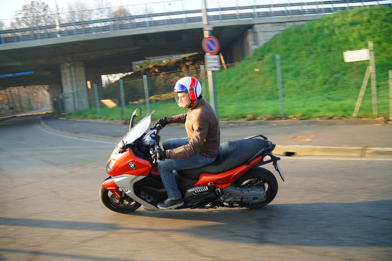 BMW C650 Sport prova su strada 2016