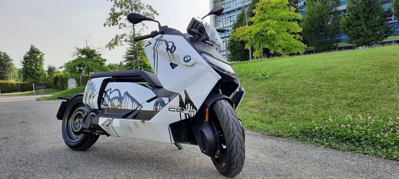 BMW CE04 - Prova su strada