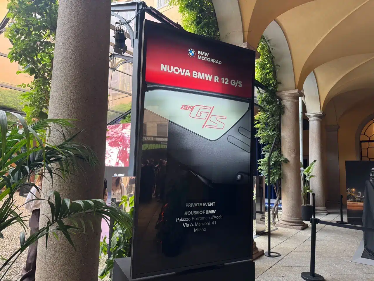 BMW R 12 GS 2025 - Foto Live Milano