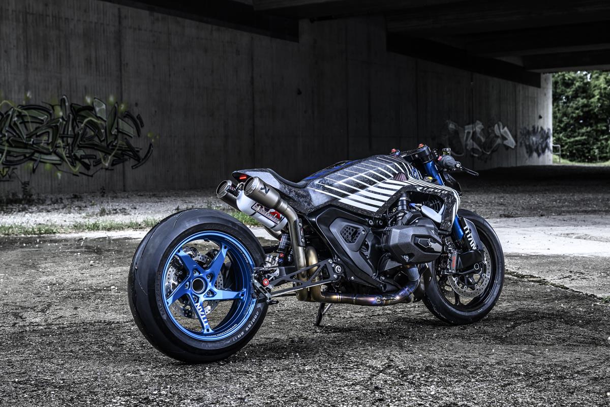 BMW R 1300 R TITAN 