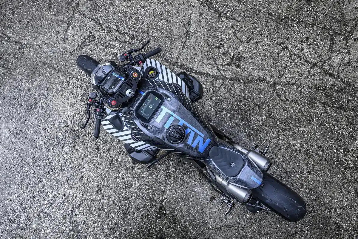 BMW R 1300 R TITAN 