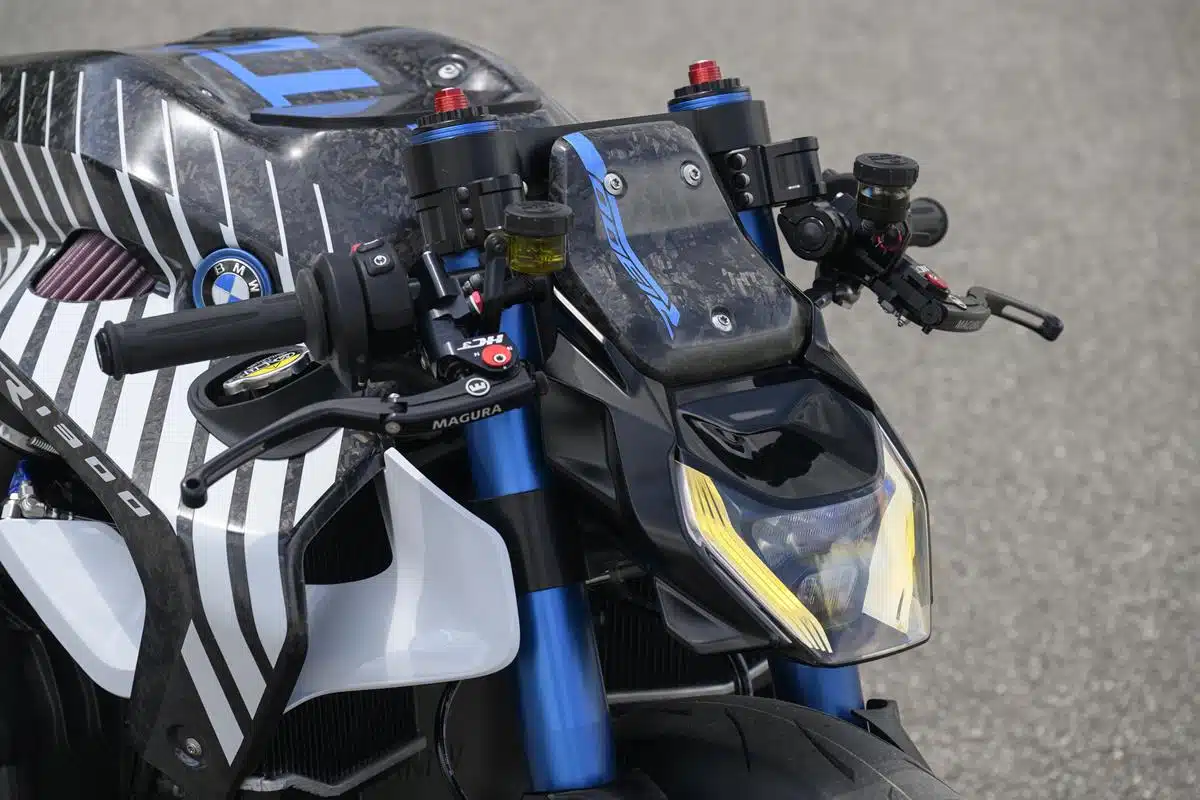 BMW R 1300 R TITAN 