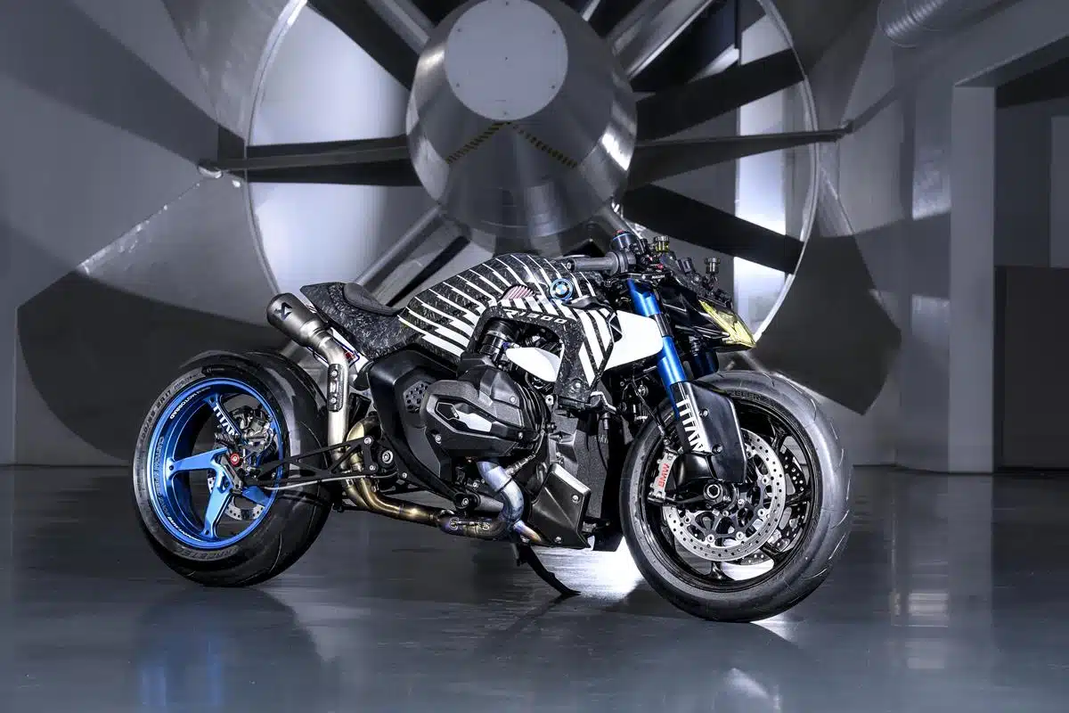 BMW R 1300 R TITAN 