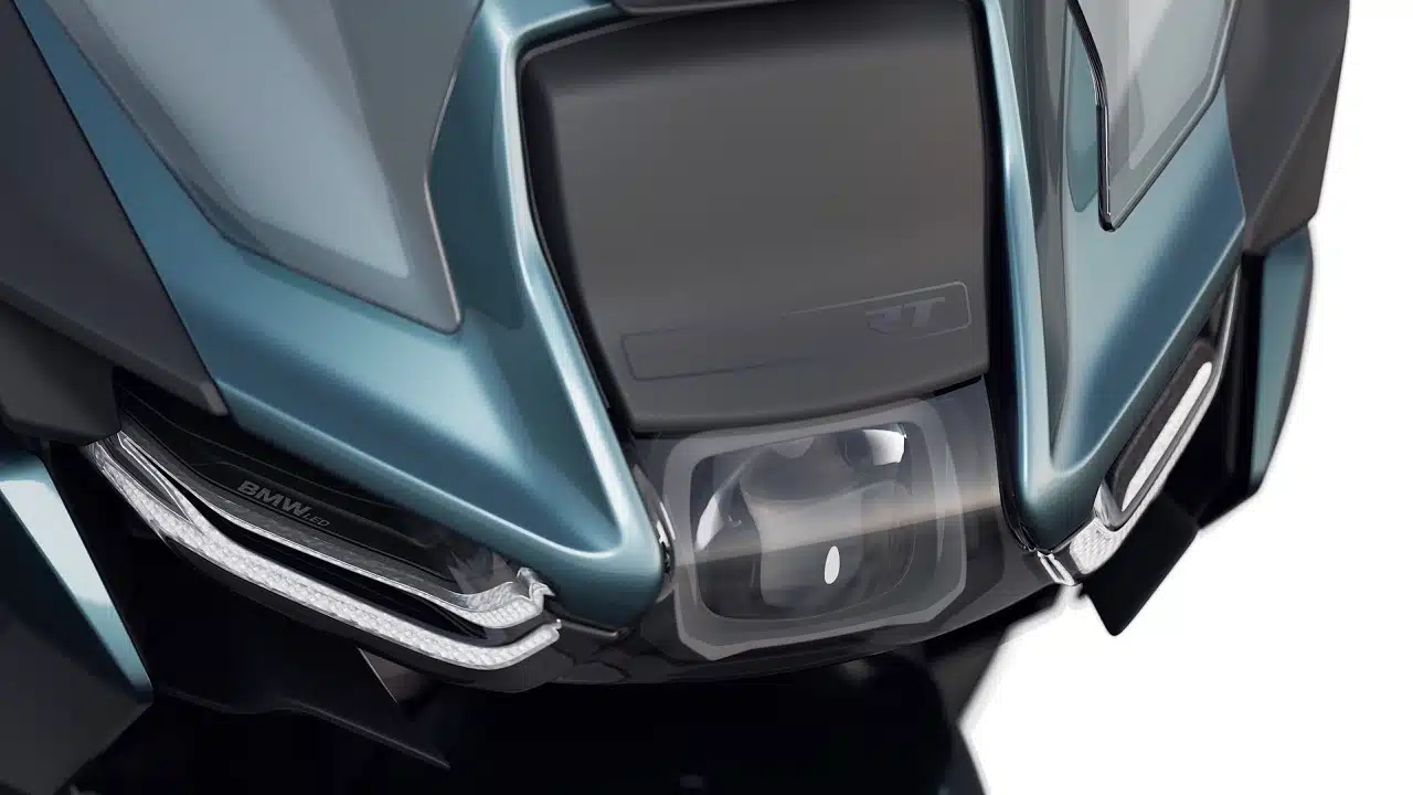 BMW R 1300 RT 2025 - Foto ufficiali