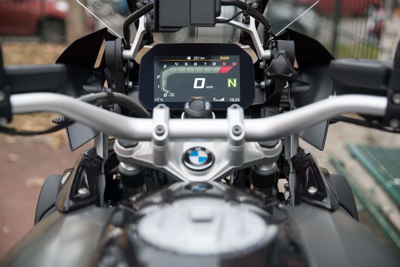 BMW R1200GS MY 2018 Connectivity - video 2017