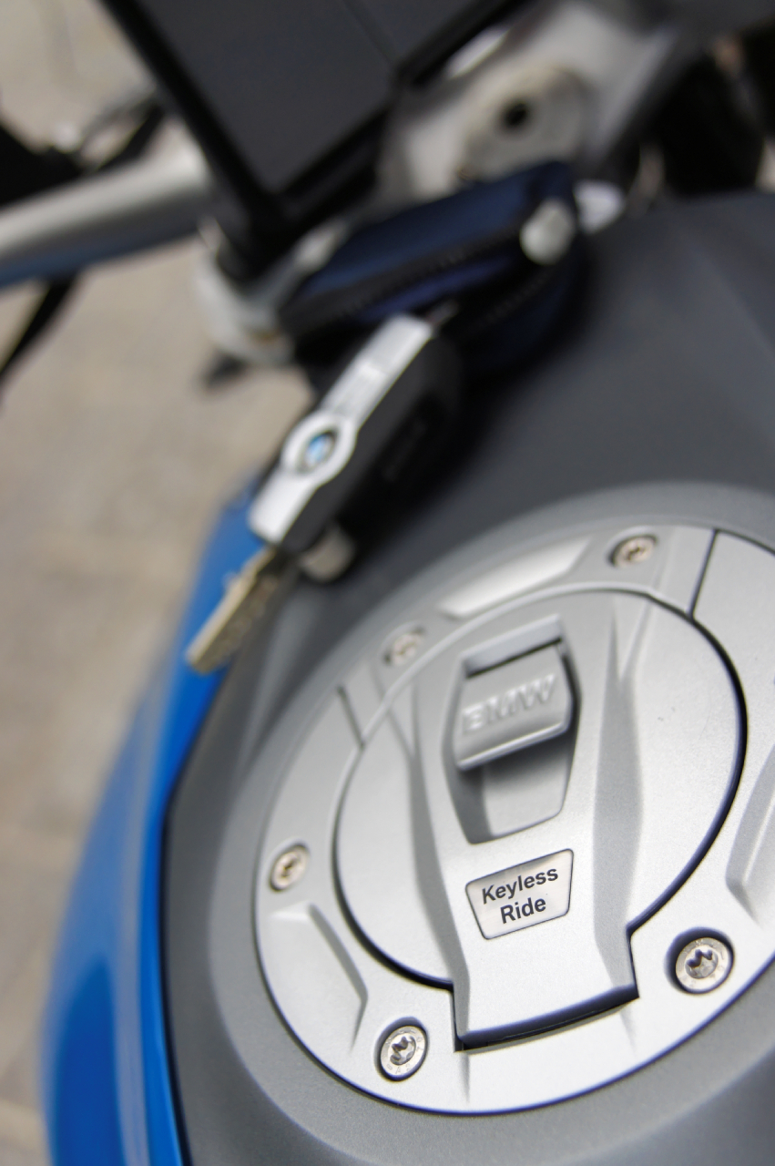 BMW R1200R MY2015, prova su strada