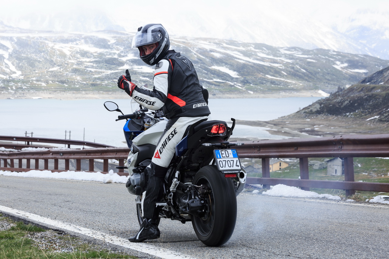 BMW R1200RS 2015 prova su strada