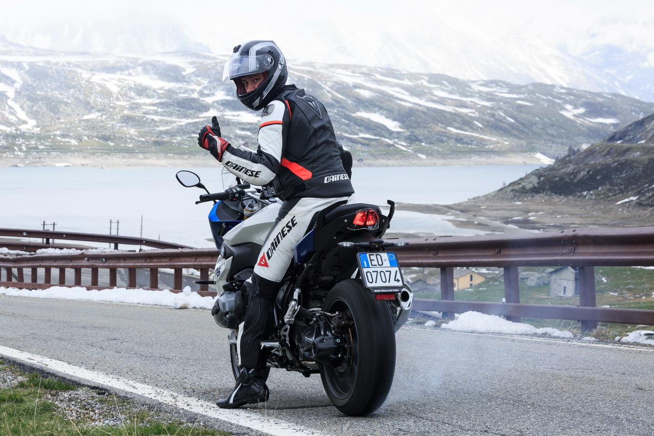 BMW R1200RS 2015 prova su strada
