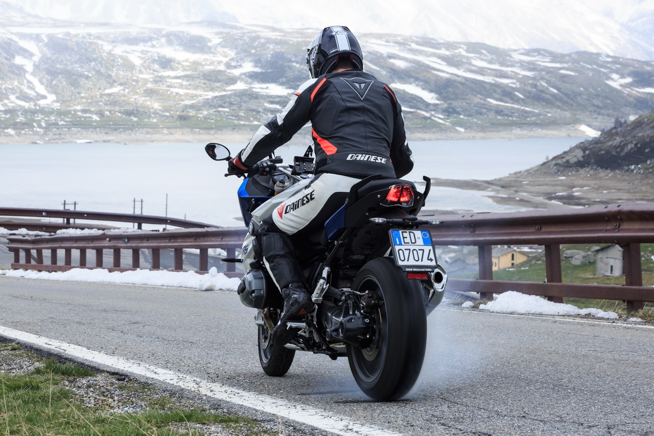 BMW R1200RS 2015 prova su strada