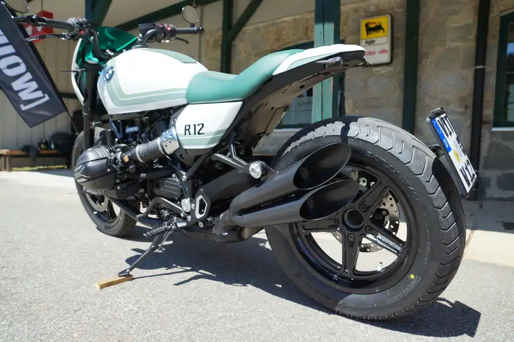 BMW Speed Sisters by Woidwerk