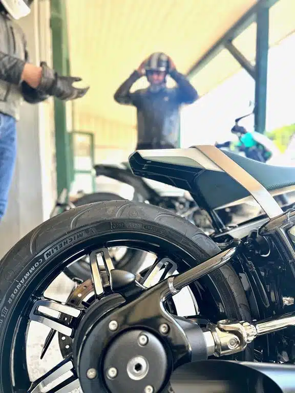 BMW Speed Sisters by Woidwerk