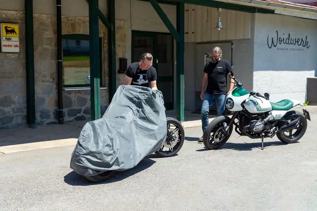 BMW Speed Sisters by Woidwerk