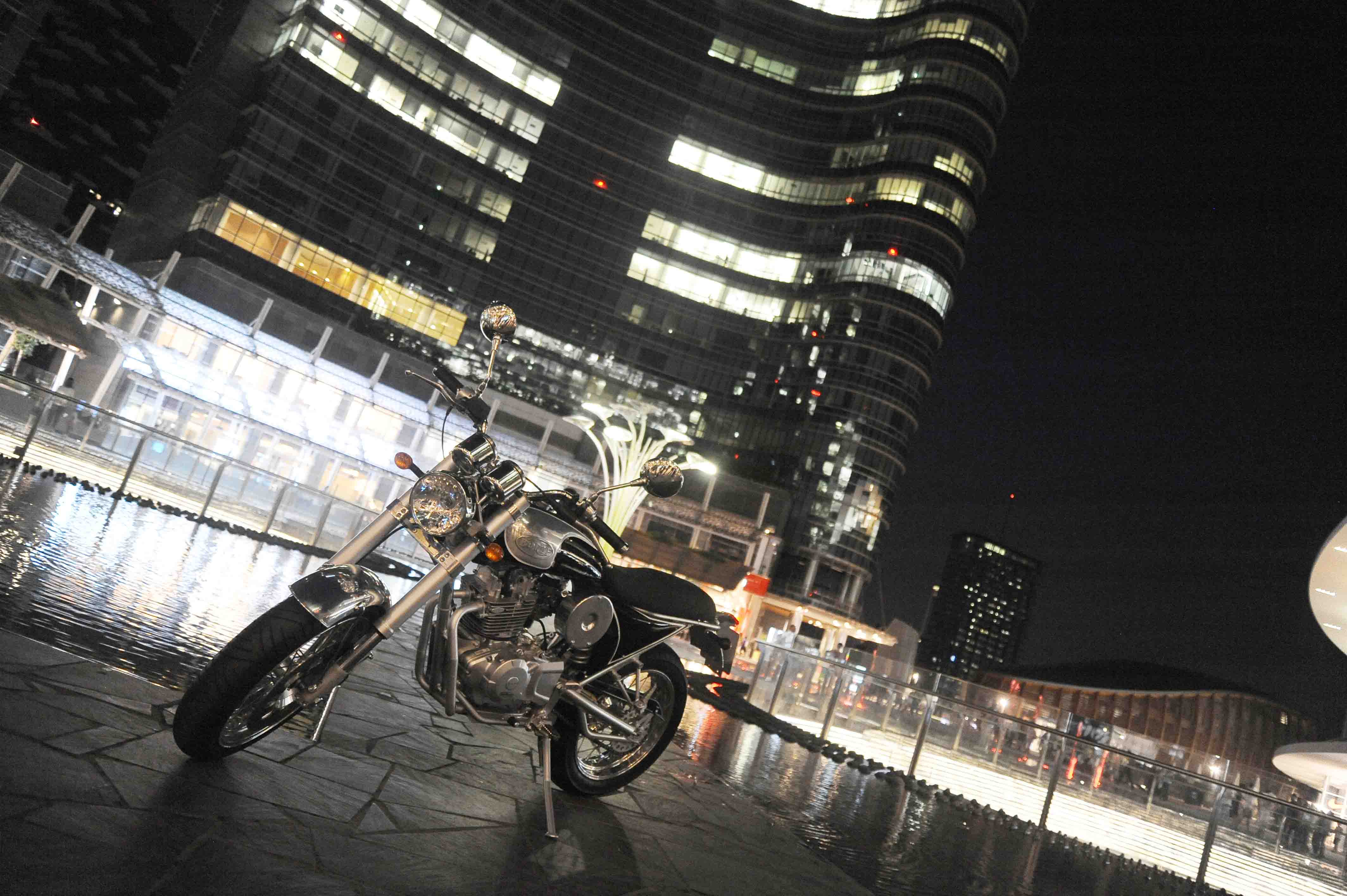 Borile B 300 CR - Presentazione Milano