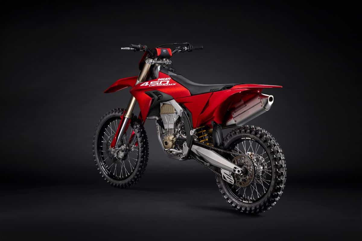 Ducati Desmo450 MX