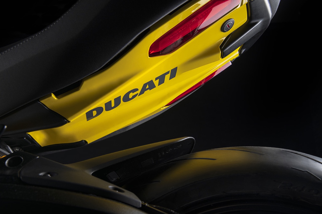 Ducati Diavel 1260 S Black and Steel - foto 