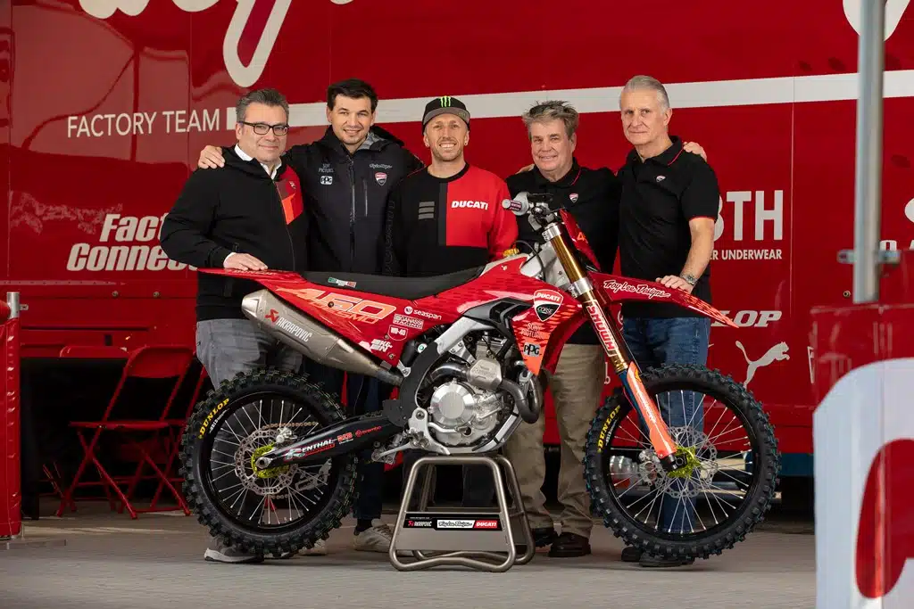 Ducati e Troy Lee Designs 