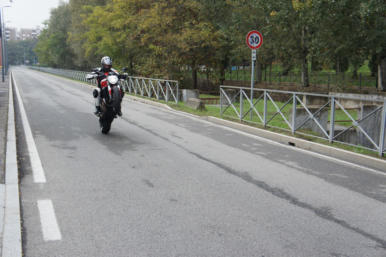 Ducati Monster 821 - Prova su strada 2014