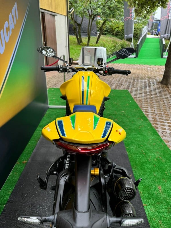 DUCATI MONSTER SENNA