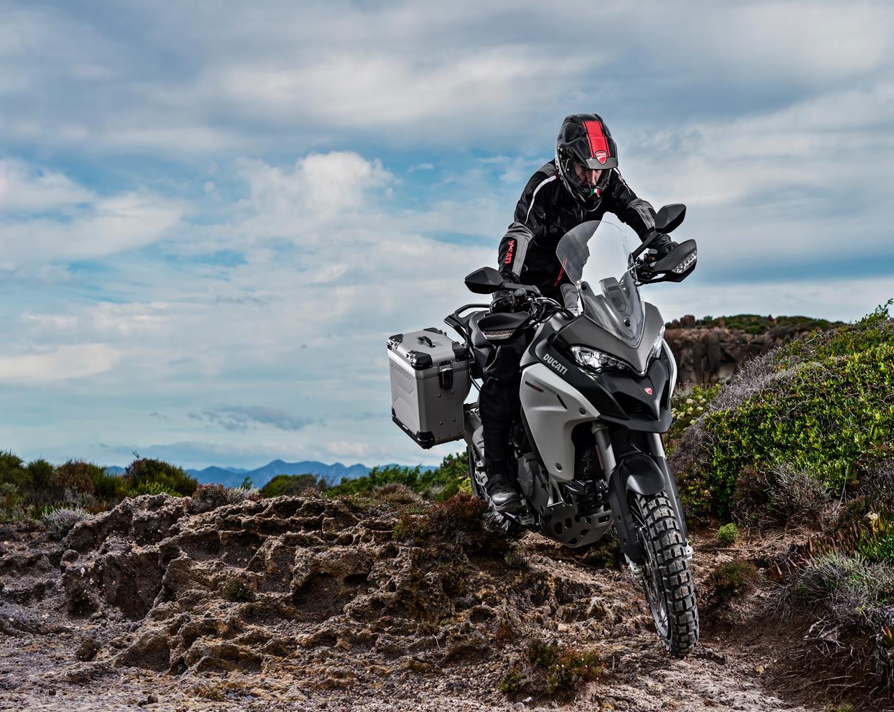 Ducati Multistrada Enduro 1200 - MEGA GALLERY