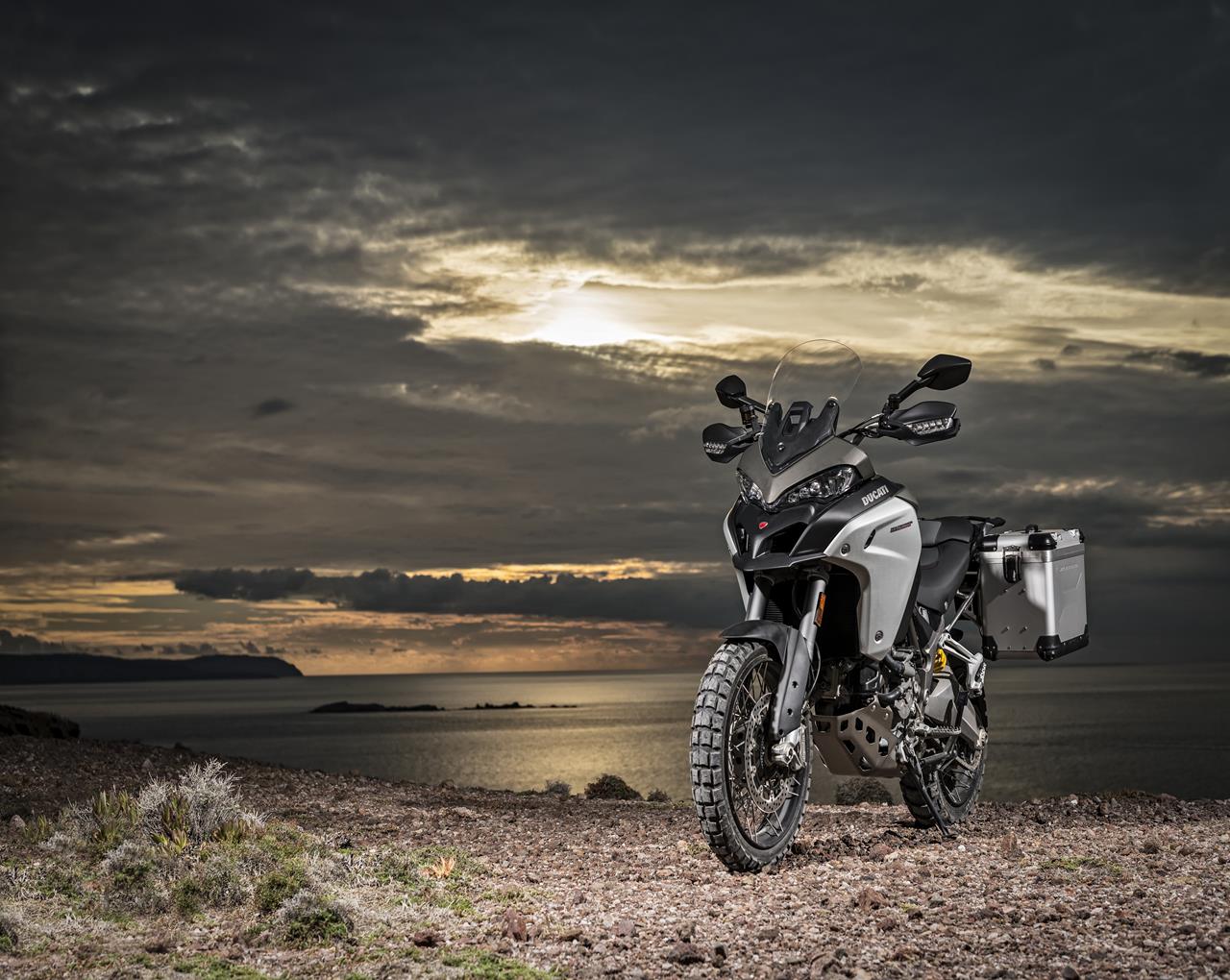 Ducati Multistrada Enduro 1200 - MEGA GALLERY