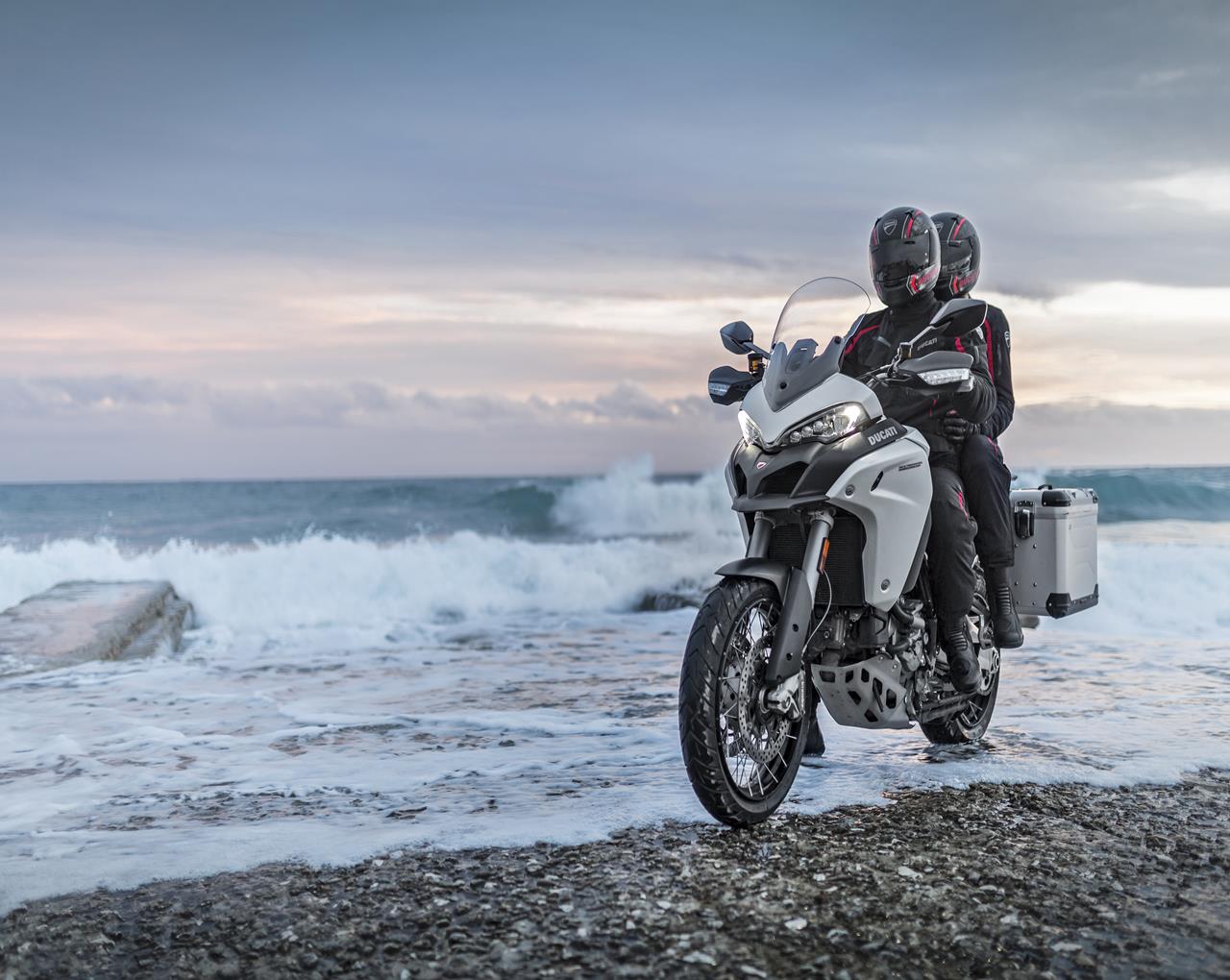 Ducati Multistrada Enduro 1200 - MEGA GALLERY