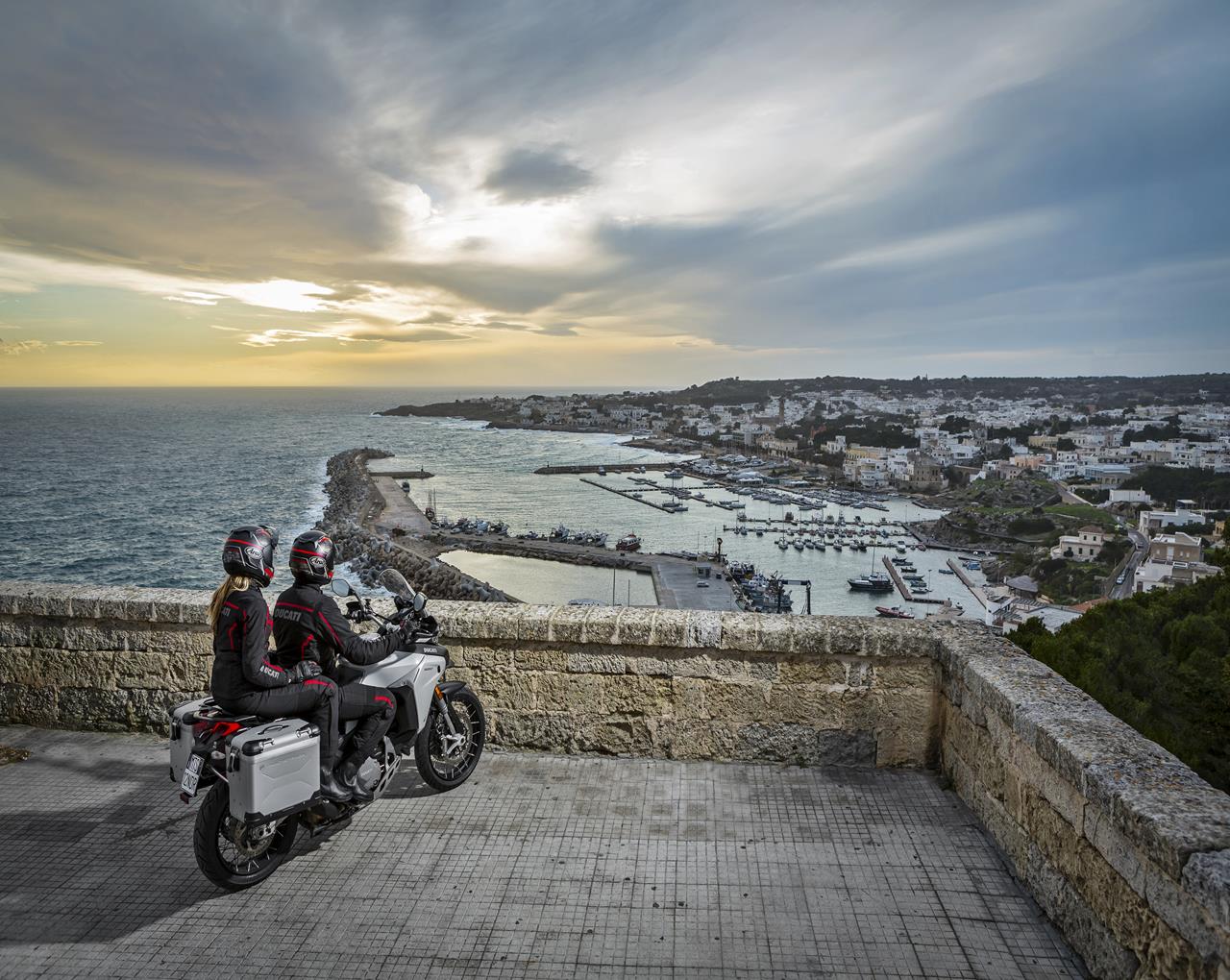 Ducati Multistrada Enduro 1200 - MEGA GALLERY