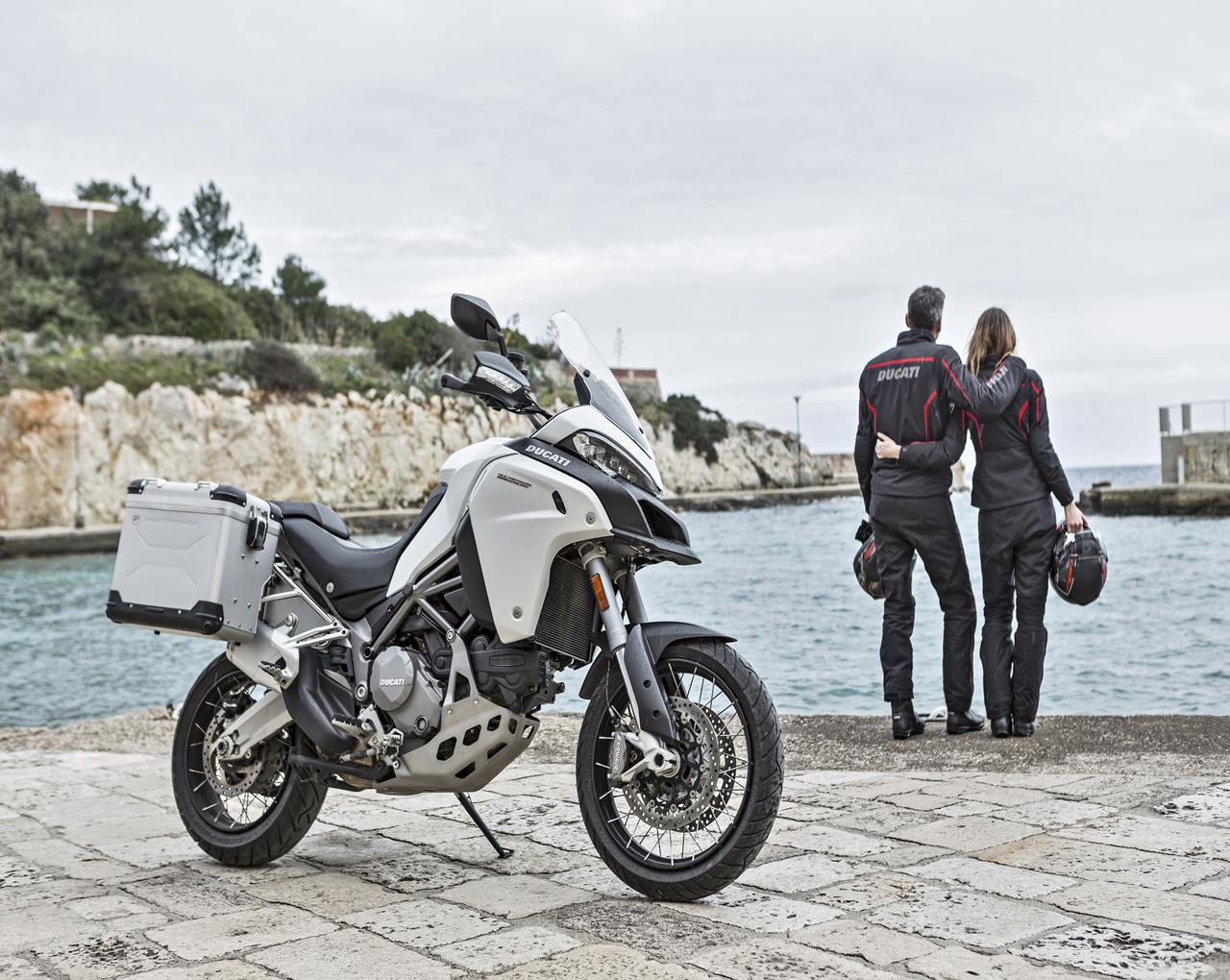Ducati Multistrada Enduro 1200 - MEGA GALLERY