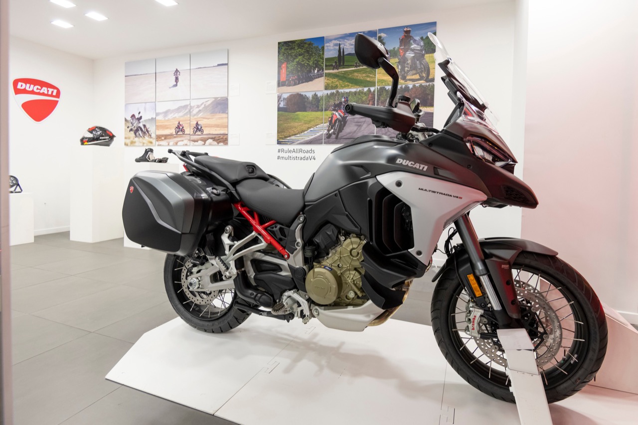 Ducati Multistrada V4 - La Galerie by Ducati  