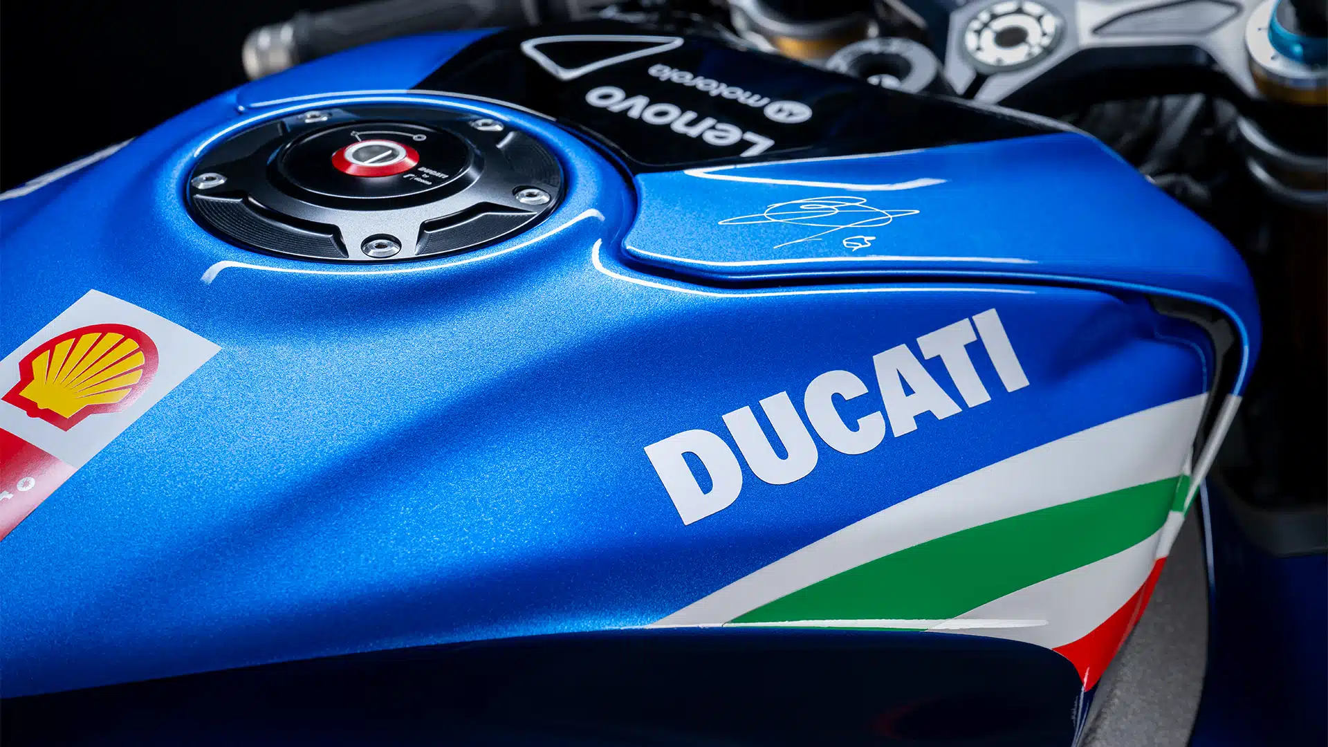 Ducati Panigale V4 Tricolore Italia 