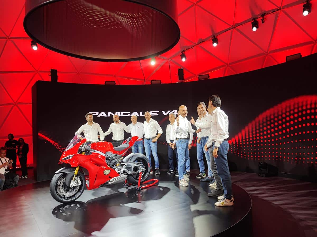 Ducati Panigale V4 V21A - Foto live