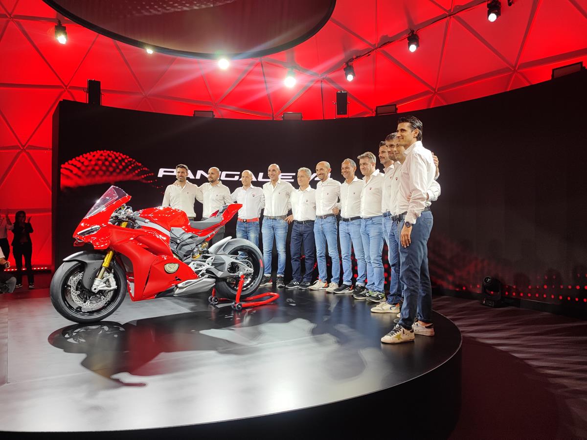 Ducati Panigale V4 V21A - Foto live