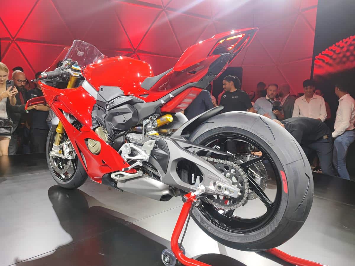 Ducati Panigale V4 V21A - Foto live