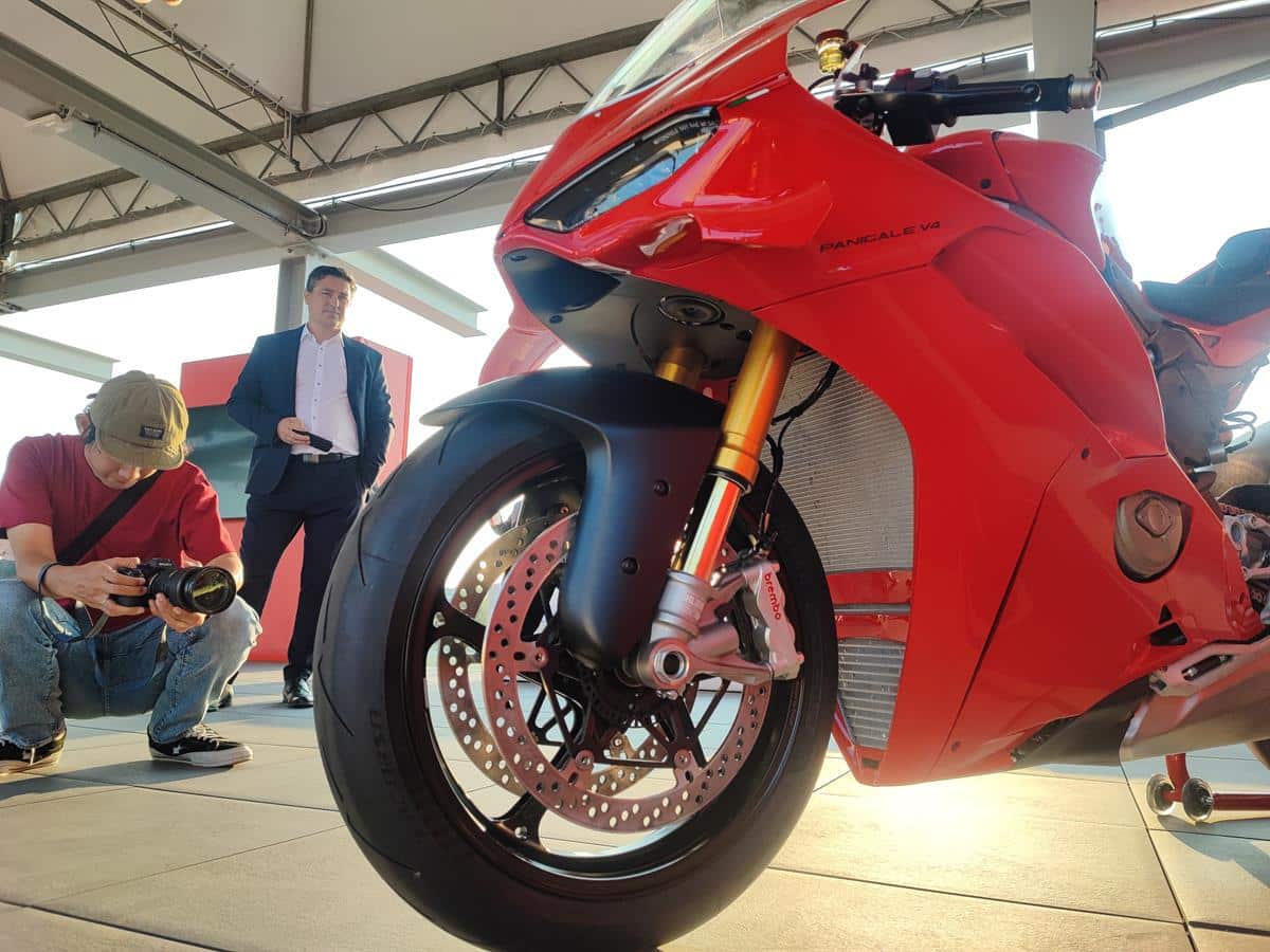 Ducati Panigale V4 V21A - Foto live