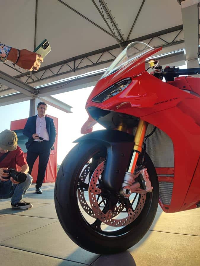 Ducati Panigale V4 V21A - Foto live