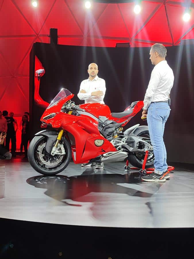 Ducati Panigale V4 V21A - Foto live