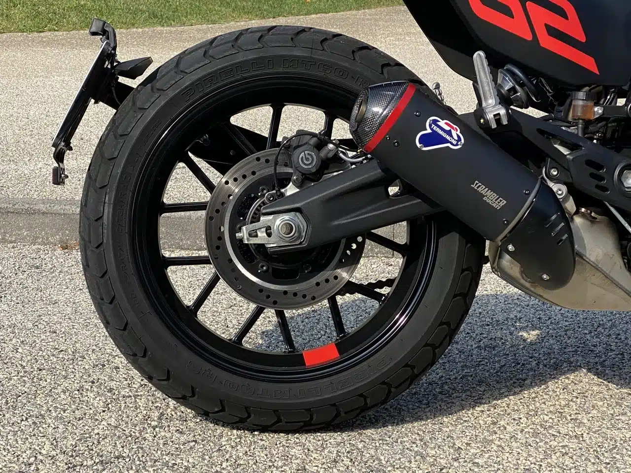 DUCATI SCRAMBLER FULL THROTTLE 800 2023 - PROVA SU STRADA