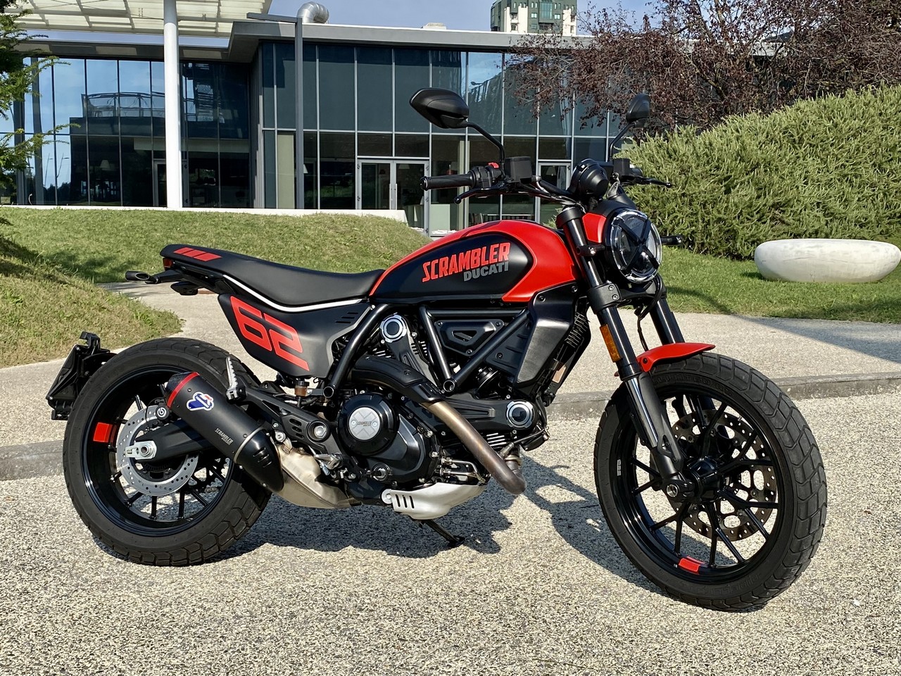 DUCATI SCRAMBLER FULL THROTTLE 800 2023 - PROVA SU STRADA