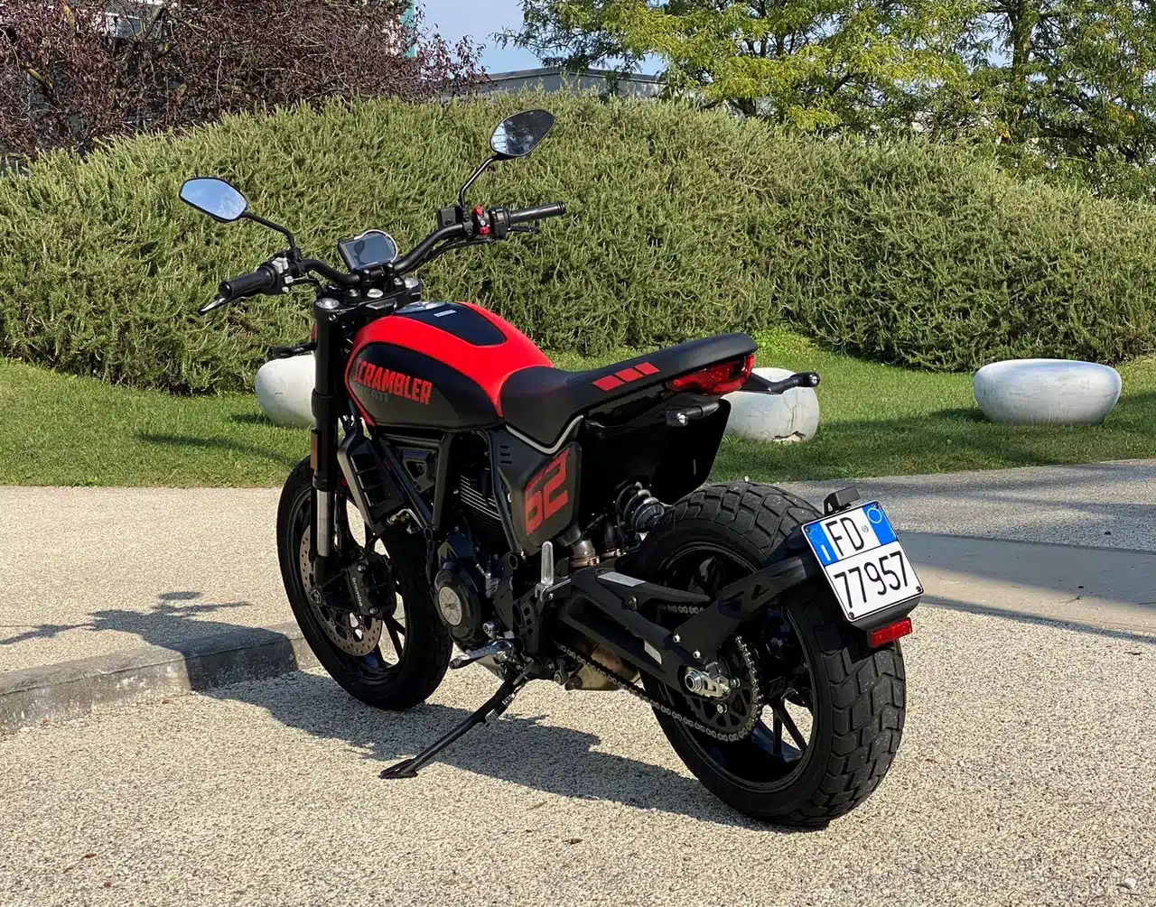 DUCATI SCRAMBLER FULL THROTTLE 800 2023 - PROVA SU STRADA