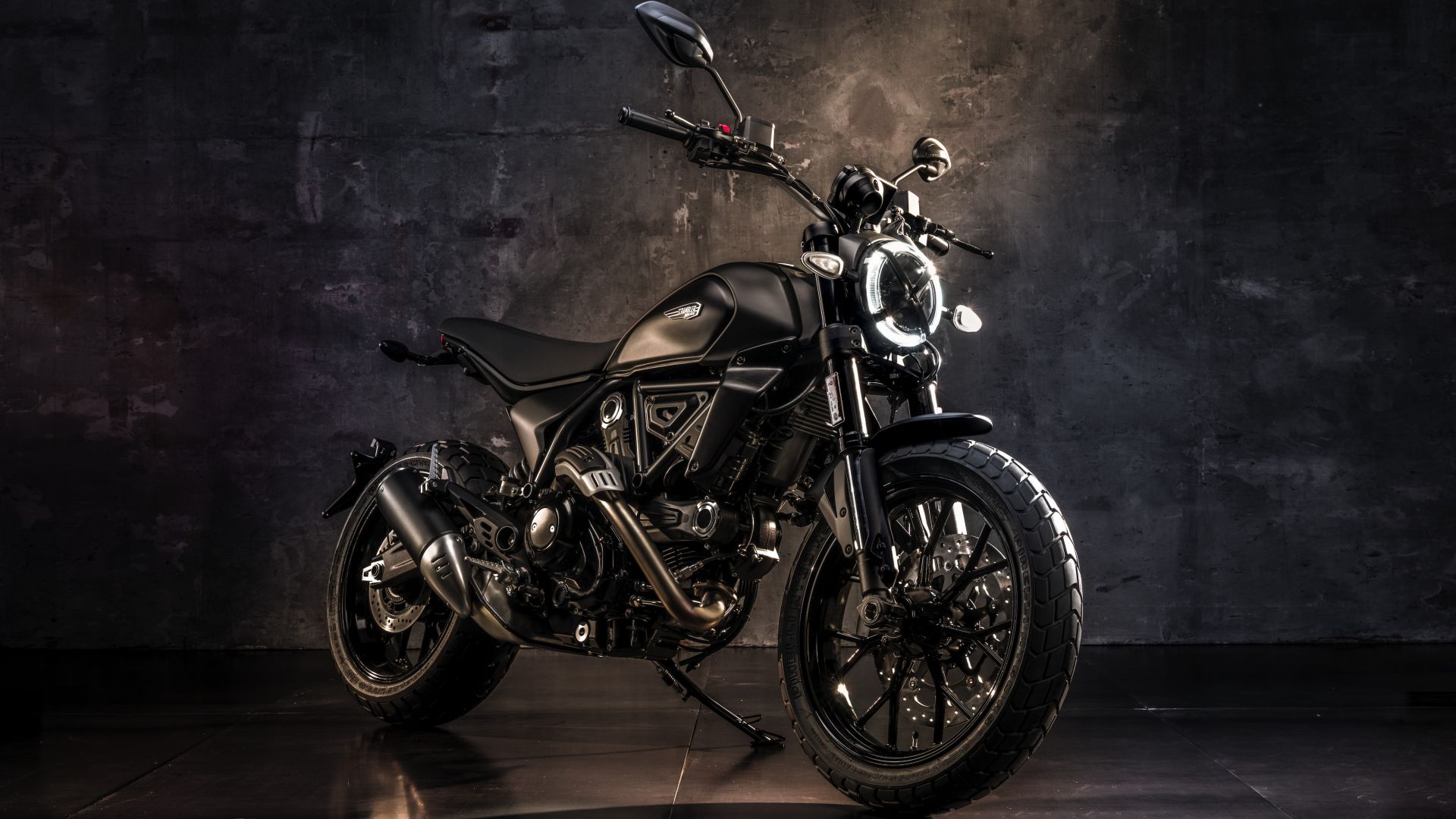 Ducati Scrambler Icon Dark e Full Throttle 2025