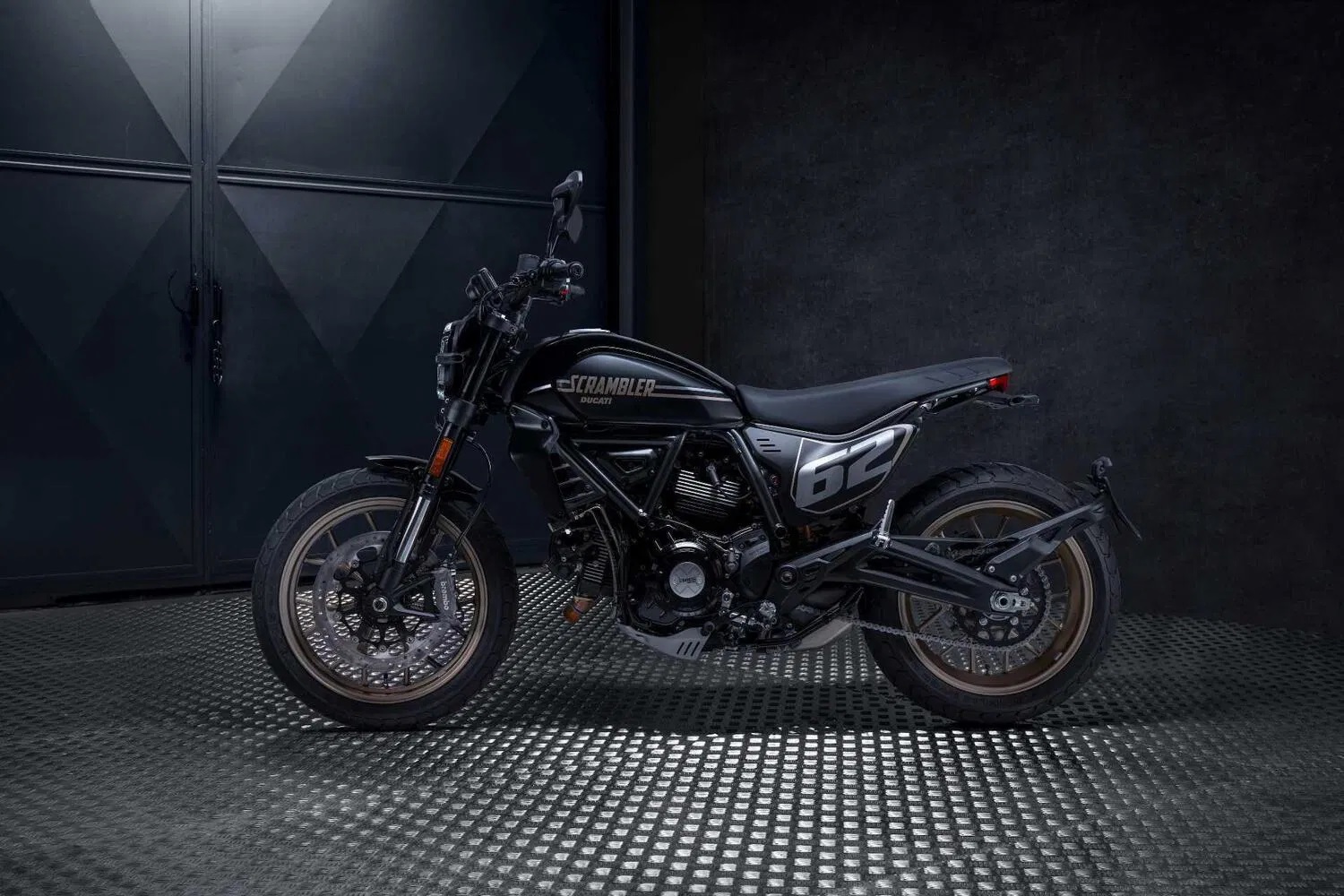 Ducati Scrambler Icon Dark e Full Throttle 2025