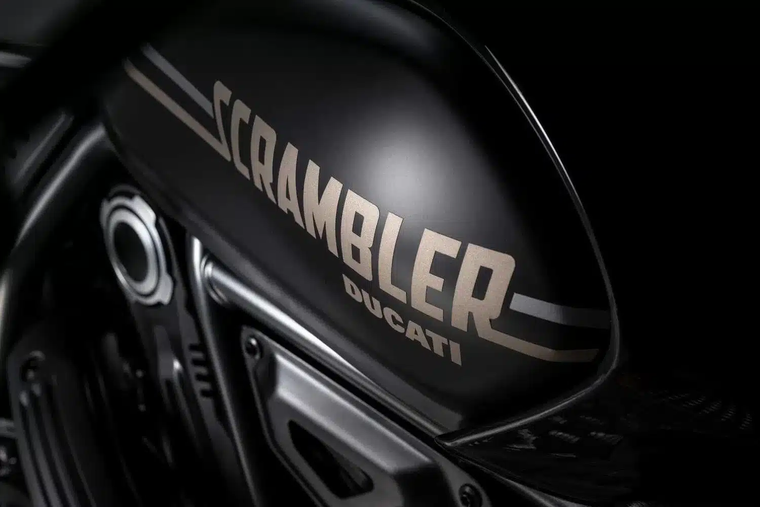 Ducati Scrambler Icon Dark e Full Throttle 2025