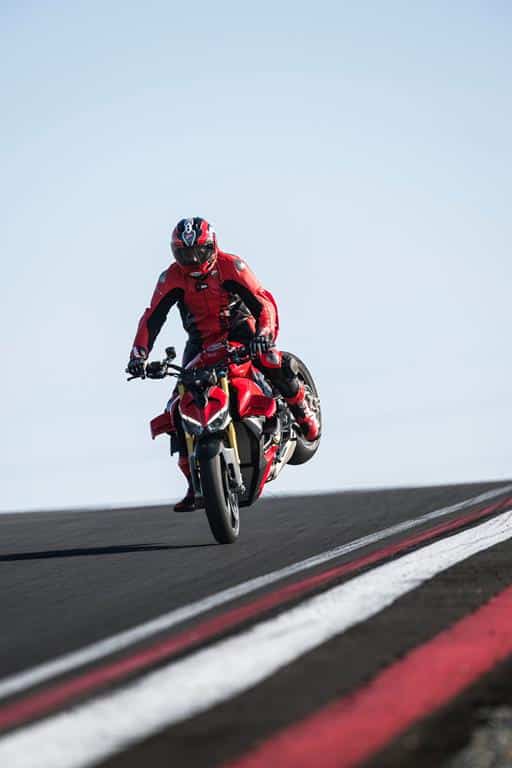 Ducati Streetfighter V4 2025 