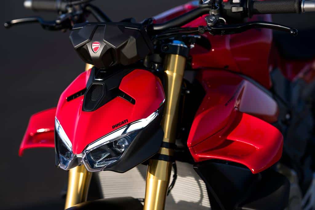 Ducati Streetfighter V4 2025 